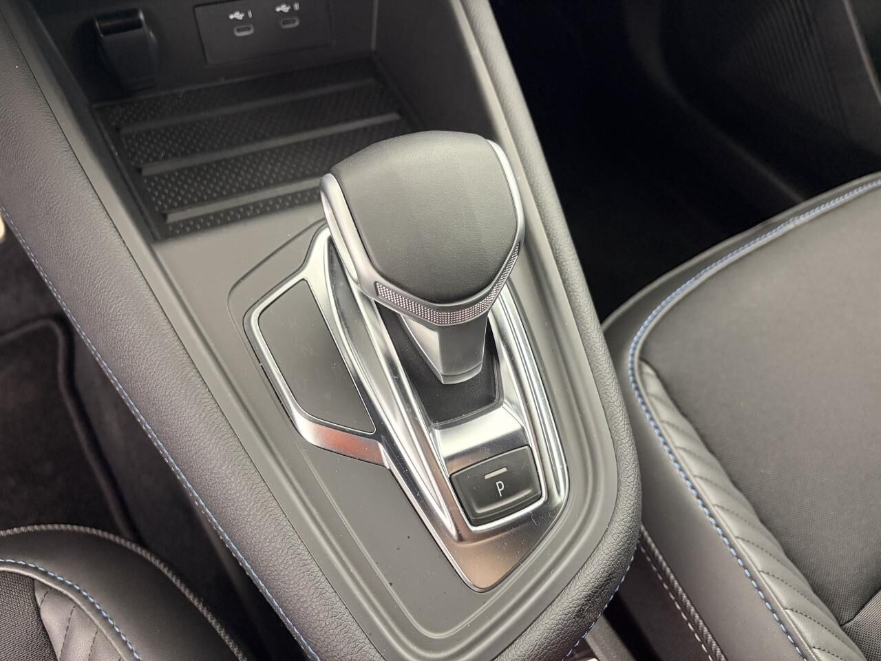 RENAULT Symbioz ESPRIT ALPINE 1.6 E-TECH HYBRIDE 145 + HAYON MAINS LIBRES — photo 23