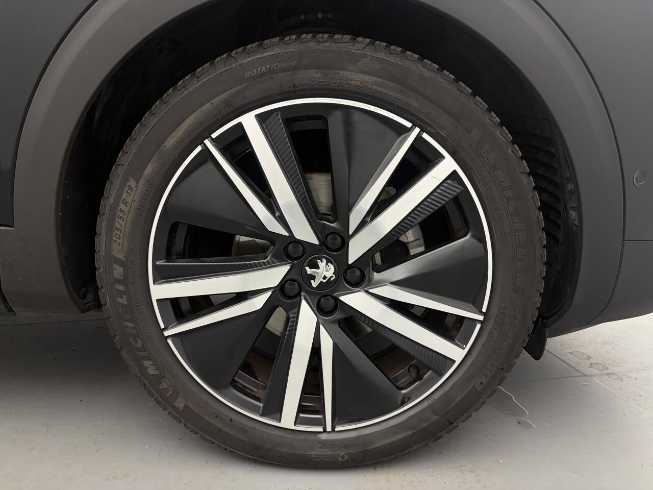 PEUGEOT 3008 ESSENCE 12V S&amp;S - 130 - BV EAT8 GT PACK — photo 12