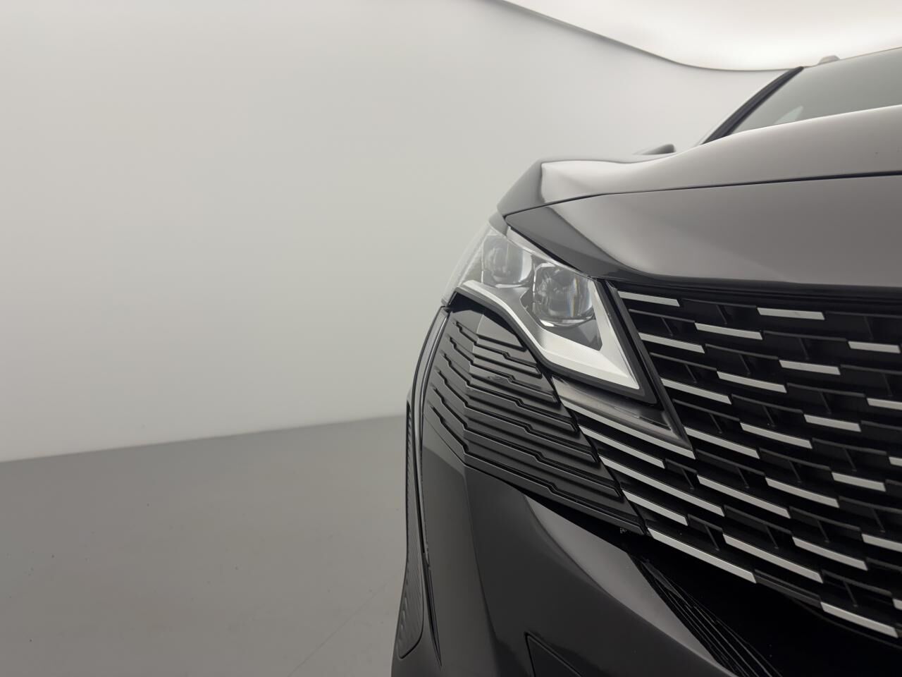 PEUGEOT 3008 ESSENCE 12V S&amp;S - 130 - BV EAT8 GT PACK — photo 15