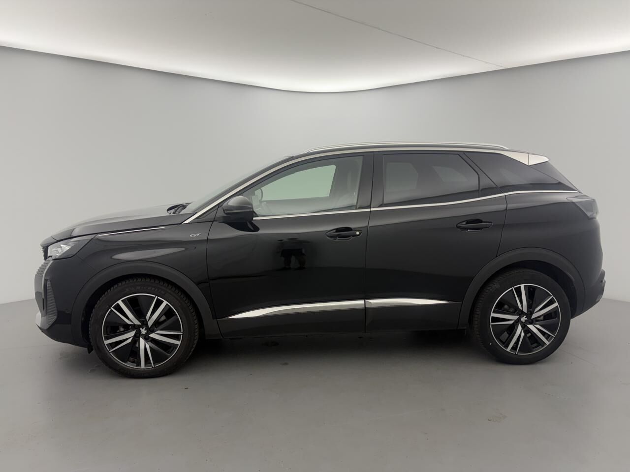 PEUGEOT 3008 ESSENCE 12V S&amp;S - 130 - BV EAT8 GT PACK — photo 8