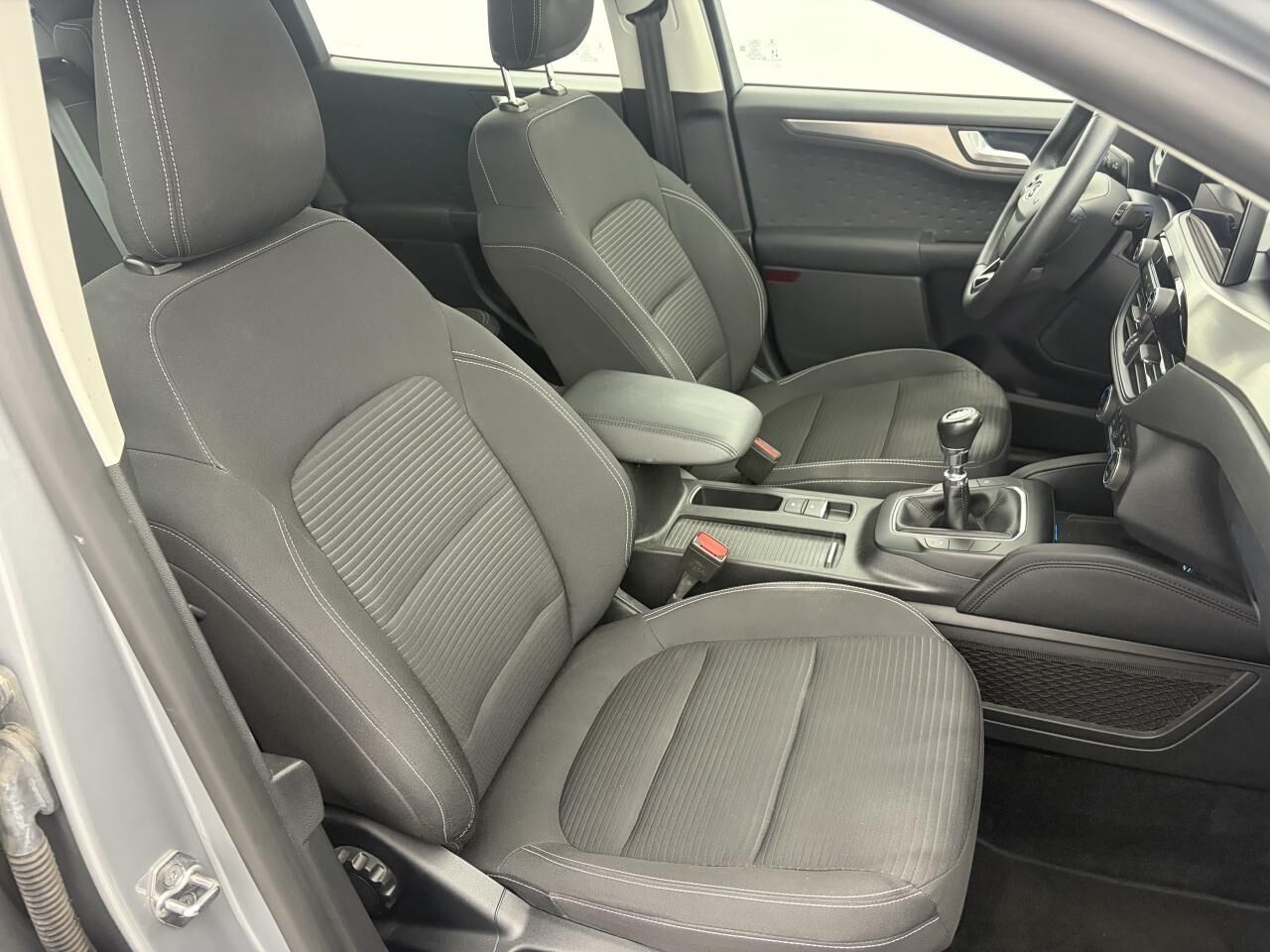FORD KUGA 1.5 ECOBOOST - 150 4X2 TITANIUM — photo 19