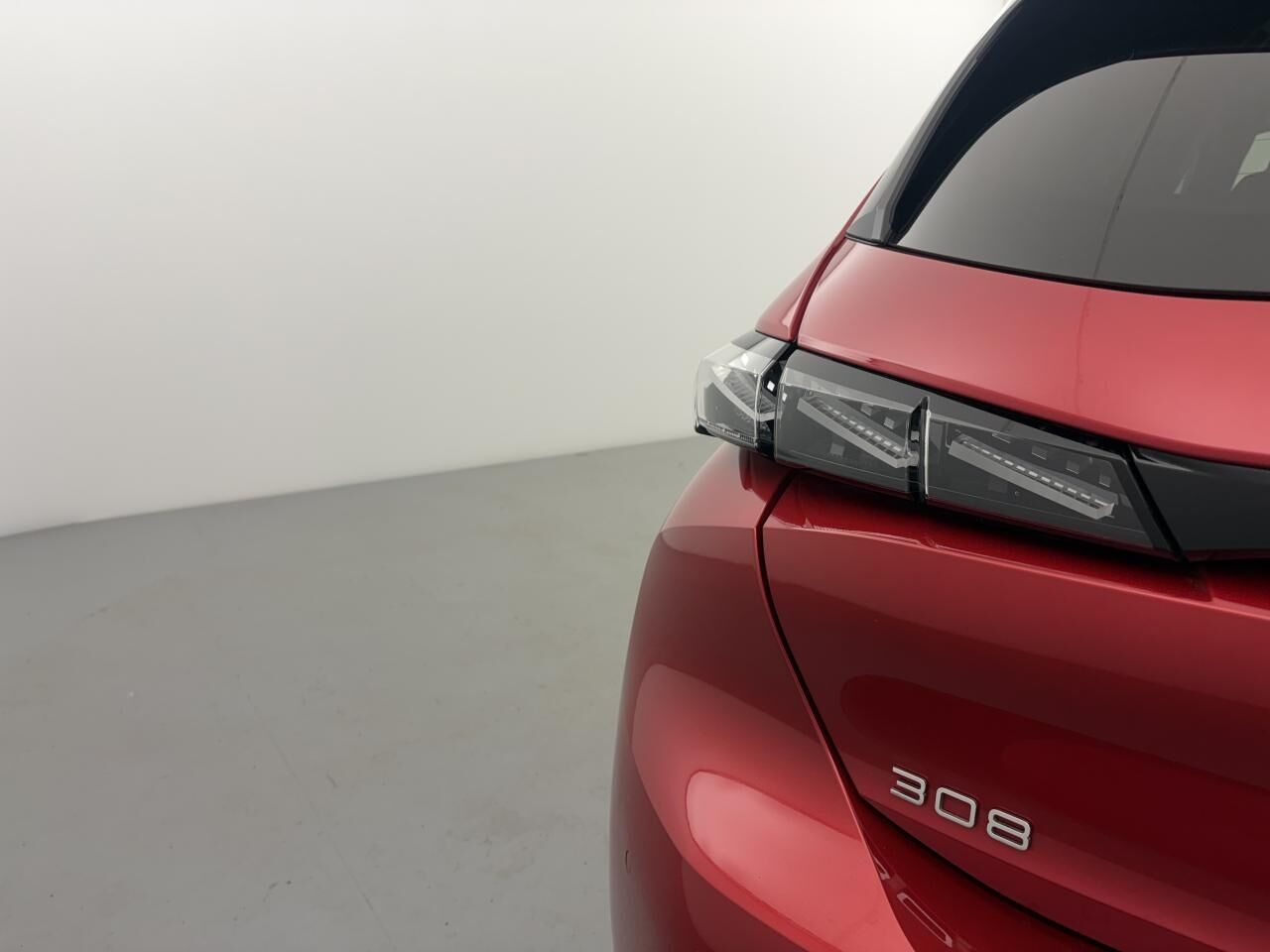 PEUGEOT 308 1.5 BLUEHDI - 130 - BV EAT8 BERLINE GT PACK — photo 14