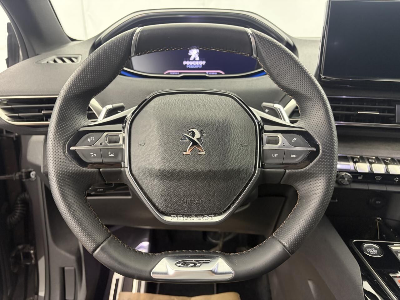 PEUGEOT 5008 GT 1.5 BLUEHDI S&amp;S 130 EAT8 — photo 20