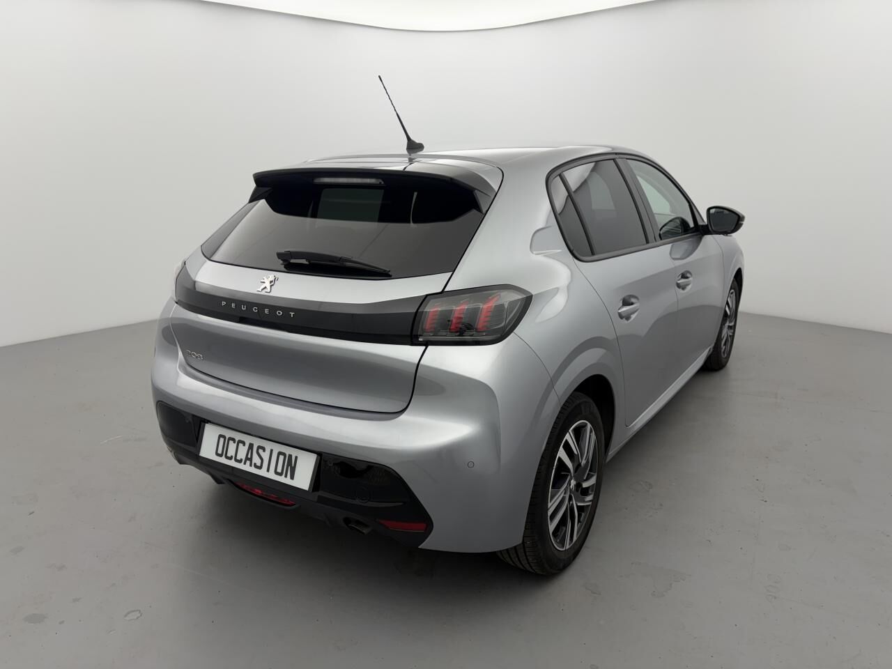 PEUGEOT 208 ESSANCE 12V S&amp;S - 100 I BERLINE STYLE — photo 5