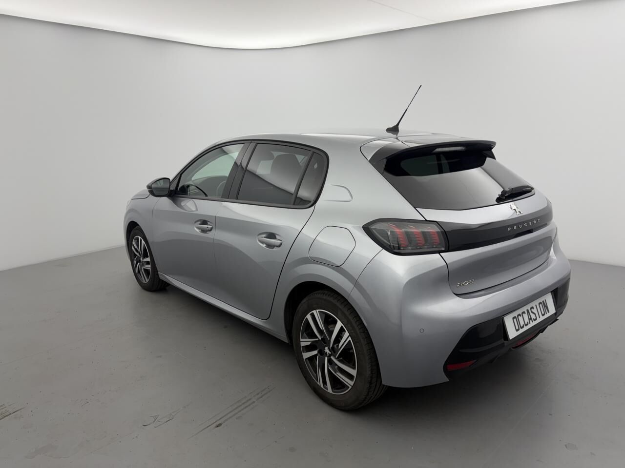 PEUGEOT 208 ESSANCE 12V S&amp;S - 100 I BERLINE STYLE — photo 7