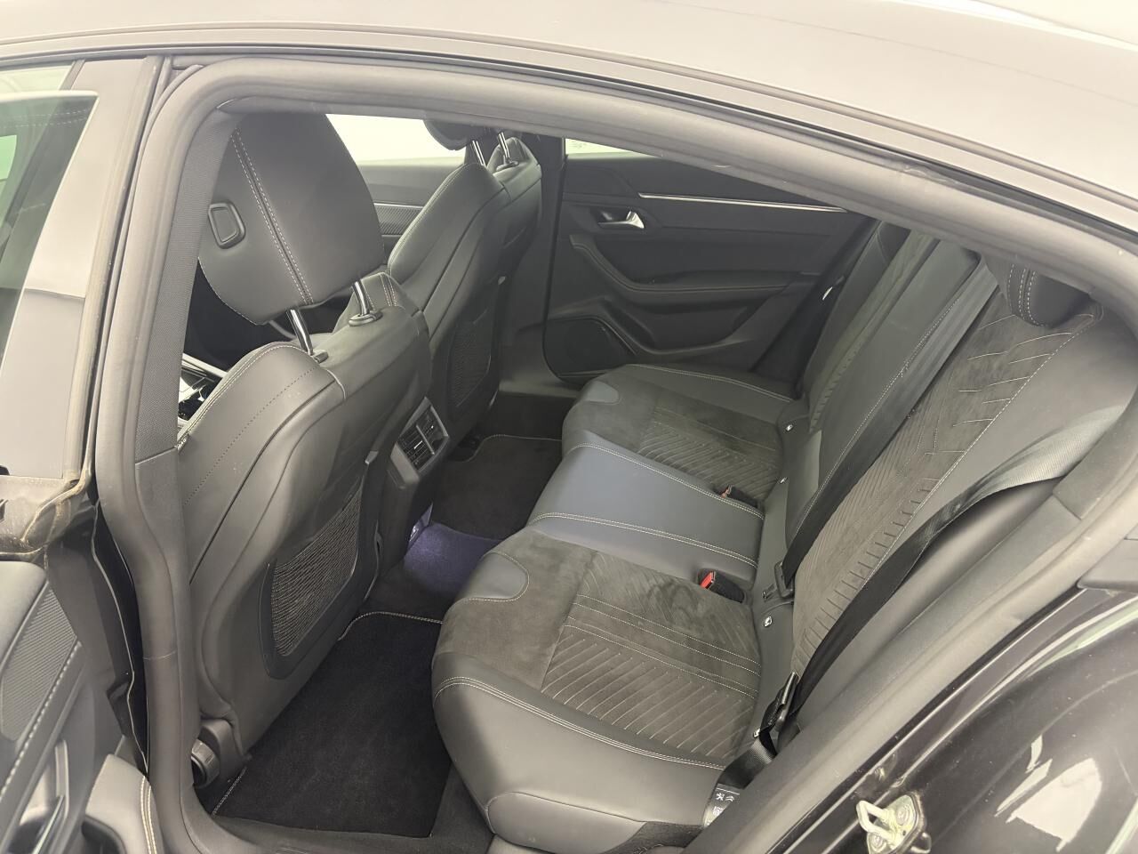 PEUGEOT 508 BLUEHDI S&amp;S - 130 - BV EAT8 II BERLINE GT — photo 25