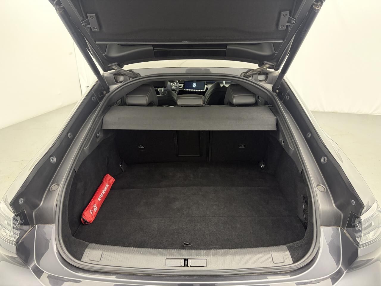 PEUGEOT 508 BLUEHDI S&amp;S - 130 - BV EAT8 II BERLINE GT — photo 26