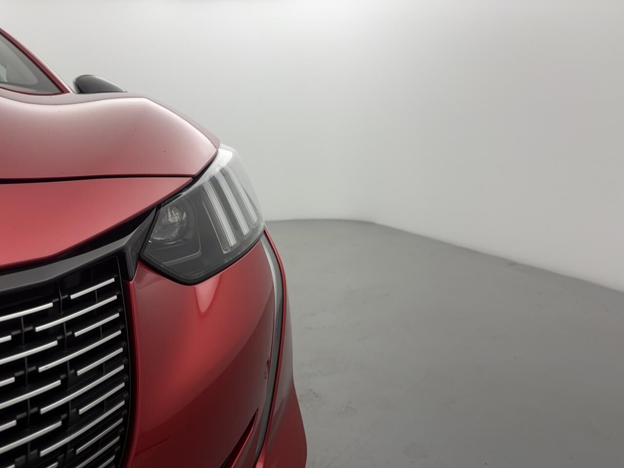 PEUGEOT 208 ESSENCE 12V S&amp;S - 100 CV BERLINE GT — photo 13