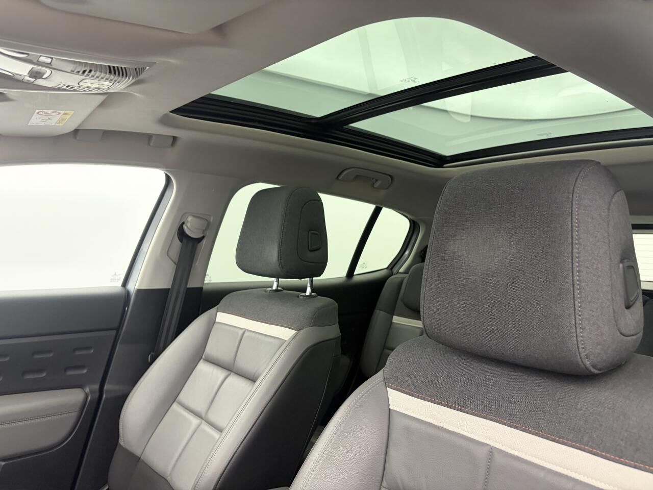 CITROEN C5 AIRCROSS 1.5 BLUEHDI - 130 S&amp;S - BV EAT8 SHINE PACK — photo 17