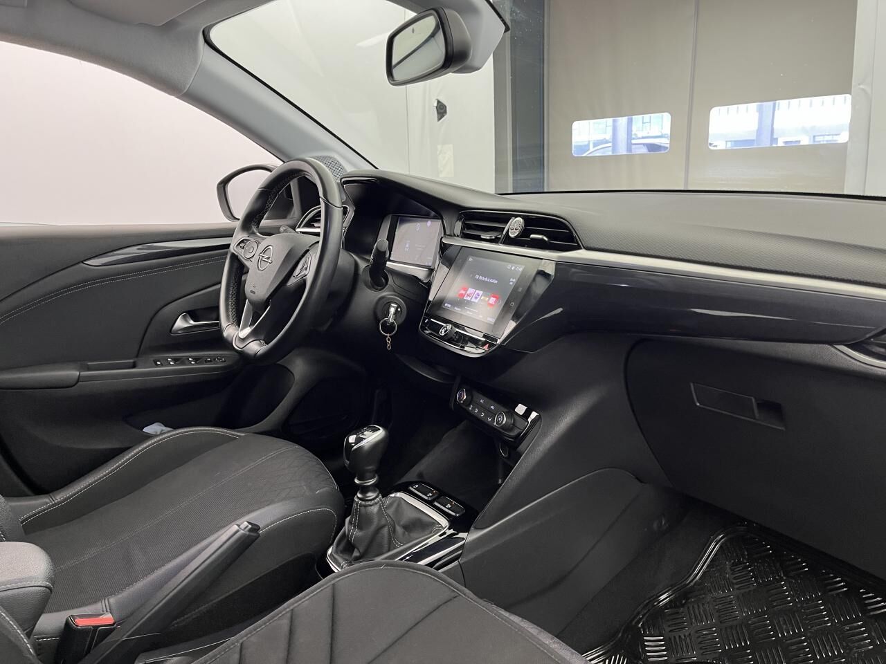 OPEL CORSA 1.2I 100 S&amp;S ELEGANCE — photo 19