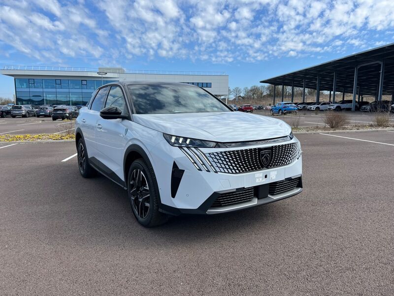 PEUGEOT 3008 (2025) HYBRID 145 E-DCS6 GT