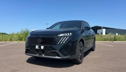PEUGEOT 3008 (2025) HYBRID 145 E-DCS6 GT