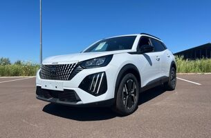 PEUGEOT 2008 1.2 HYBRID 145 E-DCS6 ALLURE