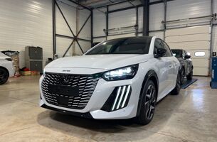 PEUGEOT 208 HYBRID 145 E-DCS6 GT