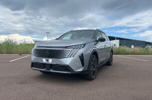 PEUGEOT 5008 (2025) HYBRID 145 E-DCS6 GT