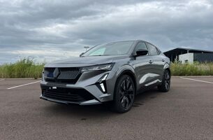 RENAULT RAFALE HYPER HYBRID E-TECH 4X4 300 CH ESPRIT ALPINE