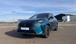 PEUGEOT 3008 (2026) HYBRID 145 E-DCS6 GT