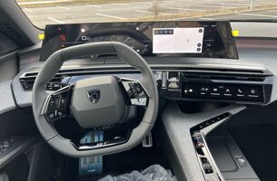 PEUGEOT 5008 (2026) HYBRID 145 E-DCS6 GT