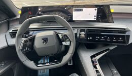 PEUGEOT 5008 (2026) HYBRID 145 E-DCS6 GT