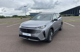 PEUGEOT 5008 (2026) HYBRID 145 E-DCS6 ALLURE