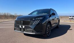 PEUGEOT 5008 (2026) HYBRID 145 E-DCS6 ALLURE