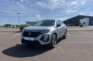 PEUGEOT 2008 1.2 HYBRID 145 E-DCS6 STYLE