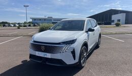 PEUGEOT 5008 (2026) HYBRID 145 E-DCS6 ALLURE